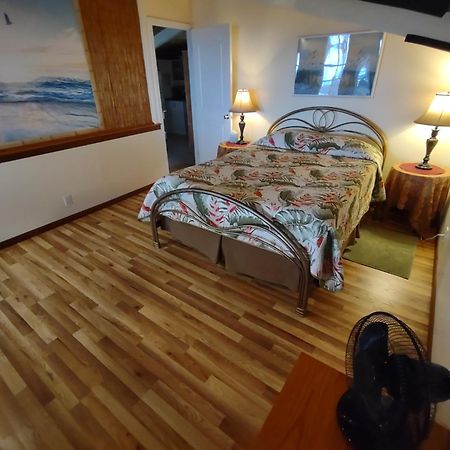 Kalaoa Banyan Tree Sanctuary Guest House מראה חיצוני תמונה