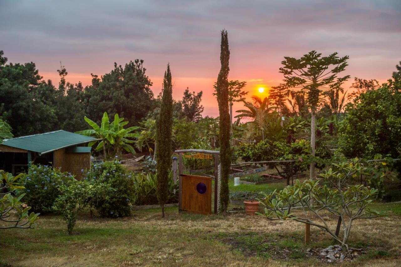 Kalaoa Banyan Tree Sanctuary Guest House מראה חיצוני תמונה